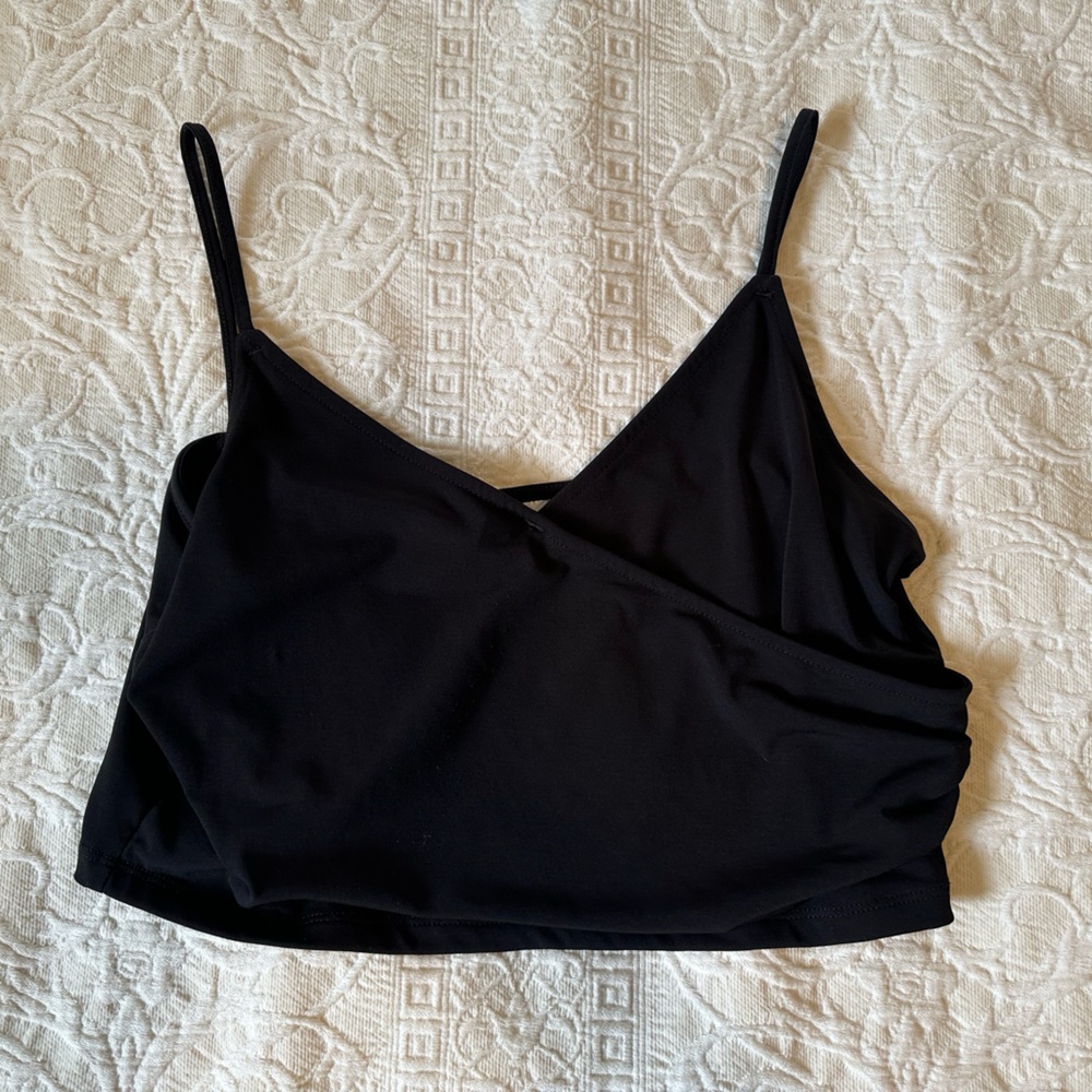 H&M Black Cropped Tank